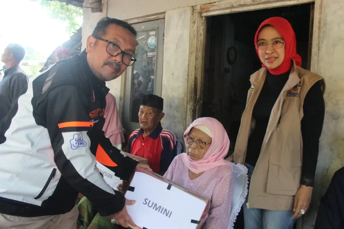 Pastikan Kondisi Wilayah dan Masyarakat, Bupati Pimpin Roadshow "Mubeng" ke Kaliwedi