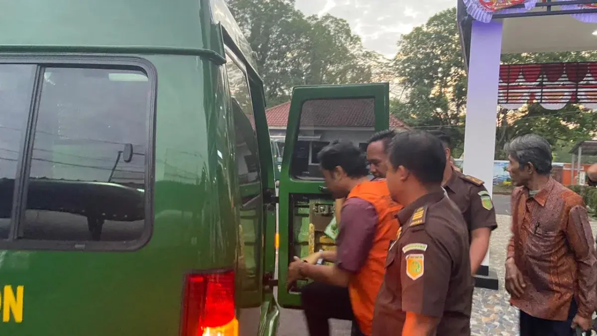 Diduga Gelapkan Pajak Desa Rp3,5 Miliar, Mantan Pendamping Desa Ditahan Kejari