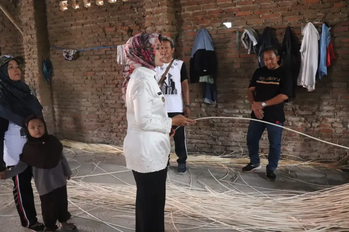 Industri Rotan Harus Tetap Eksis, Wabup: Pemerintah Akan Maksimal Bantu Pengembangan