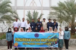 Dipercaya Kampus Rujukan, STIKes ADC Gelar Baksos dan PKKMB bagi Mahasiswa Baru