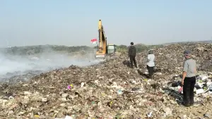 Kebakaran TPA Kopi Luhur Padam, Status Masih Siaga