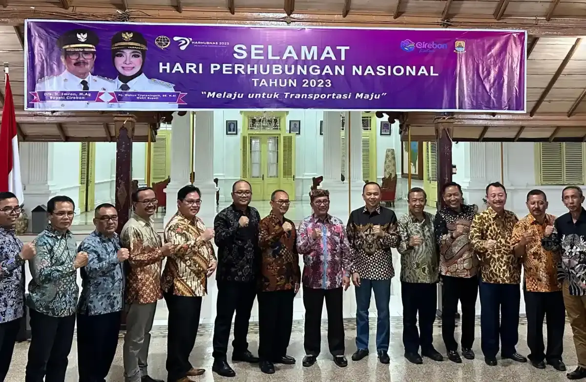 Harhubnas Tingkat Jawa Barat di Kabupaten Cirebon, Bupati: Dishub Harus Manfaat Teknologi Untuk Berinovasi