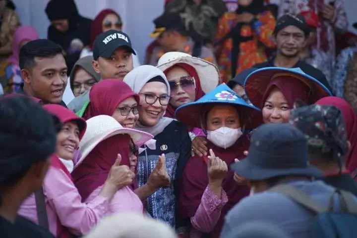 Karnaval Ketahanan Pangan dan Seni Budaya, Bupati : Momentum Wujudkan Indramayu Maju