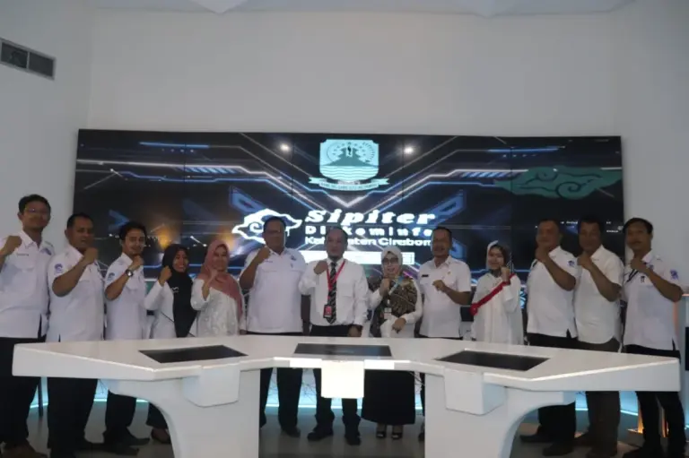 Diskominfo Kabupaten Cirebon Luncurkan Sipiter,  Bambang: Rumah Layanan bagi Masyarakat