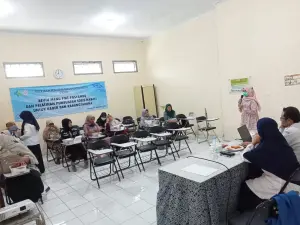 Dosen Prodi Gizi Cirebon Poltekkes Kemenkes Tasikmalaya Lakukan Reviu PMT Posyandu