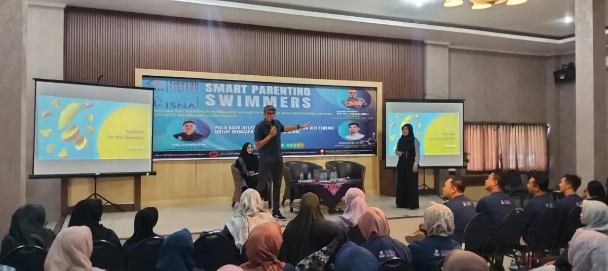 "Smart Parenting Swimmers" di Kabupaten Cirebon Hadirkan Pelatih Renang dari Prancis