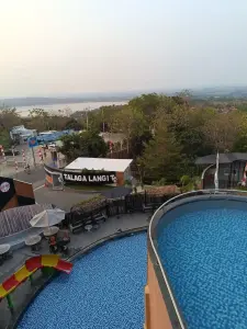 Liburan Paket Lengkap di Cirebon, Objek Wisata Talaga Langit Pilihan Tepat bagi Keluarga