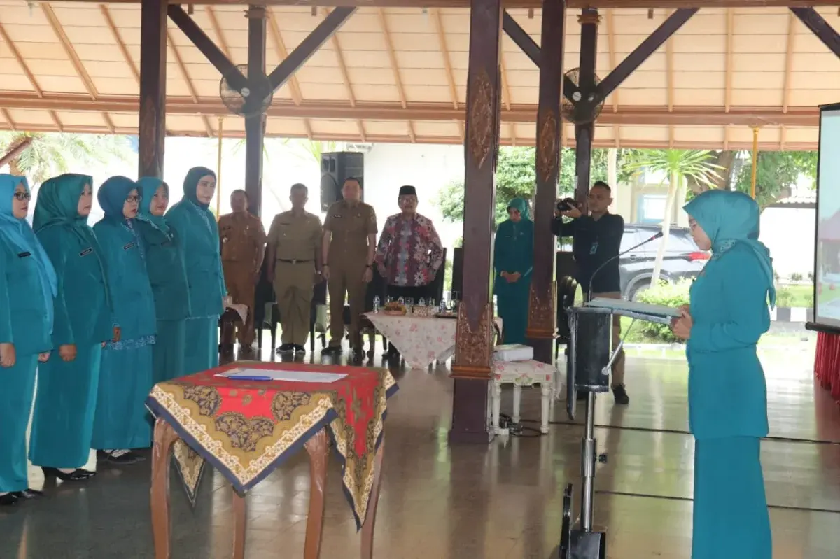 TP PKK Tingkat Kecamatan Dilantik, Bupati Minta Implementasikan Perwujudan Keluarga Berkualitas