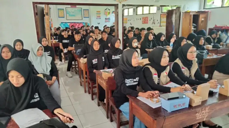 Panwascam Karangwareng Fokus Awasi Tahapan Tungsura