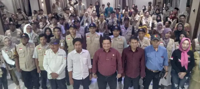 Panwascam Suranenggala Turunkan APK yang Masih Terpasang