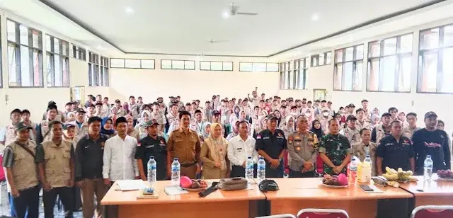 APK Peserta Pemilu Ditertibkan, Panwascam Gempol Komitmen Jaga Kedamaian di Masa Tenang Pemilu 2024