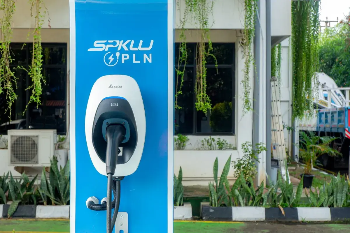 Gaskeun! Stasiun Pengisian Listrik Umum (SPKLU) Cirebon dan Sekitarnya Siap Layani Pengguna Kendaraan Listrik Menjelang Arus Mudik