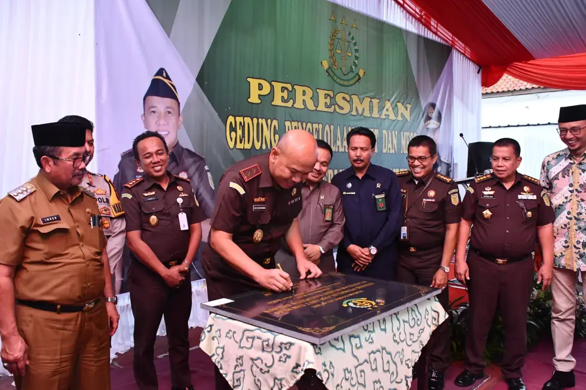 Gelorakan Semangat Kolaborasi, Kejati Jabar Ukir Momen Bersejarah di Kabupaten Cirebon