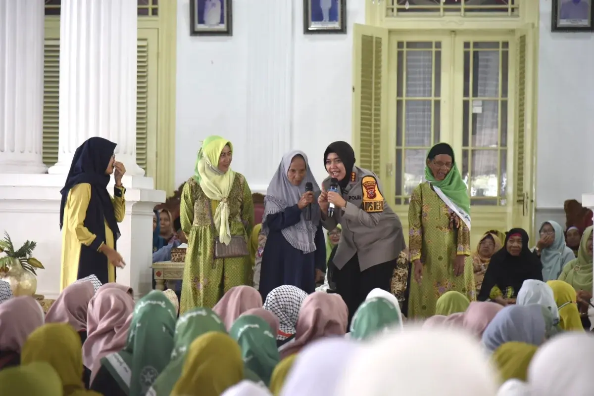 Kapolresta Cirebon Titip Pesan dalam Pengajian Majelis Taklim Jam'iyah