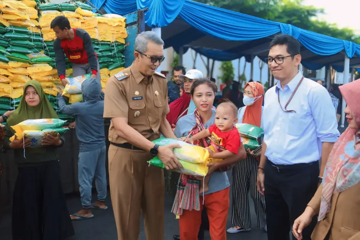 Gelar Gerakan Pangan Murah, Pj Wali Kota Pastikan Stok Komoditi Pangan Aman