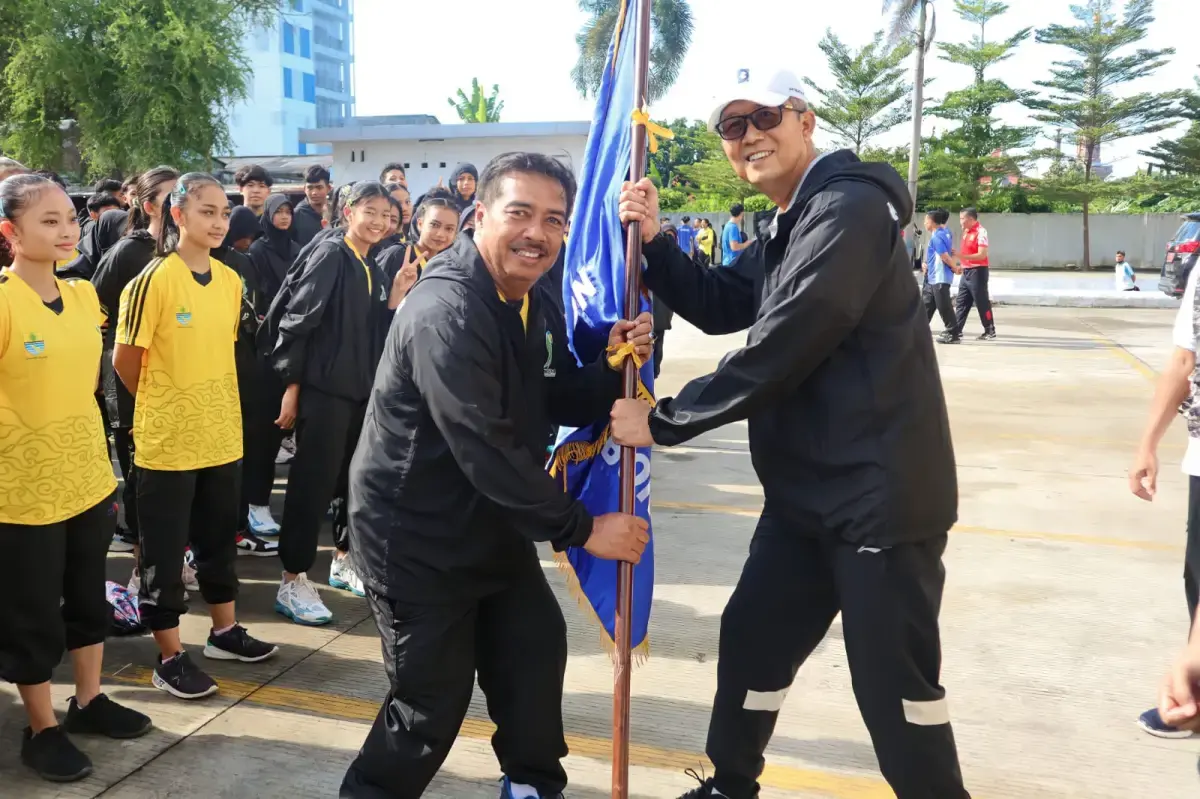 Lepas Kontingen Popwilda Tahun 2024, Pj Wali Kota Targetkan Kota Cirebon Juara Umum