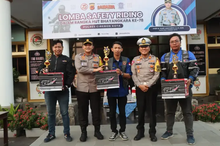 Semarak Sambut Hari Bhayangkara ke-78, Satlantas Polres Cirebon Kota Adakan Lomba Safety Riding