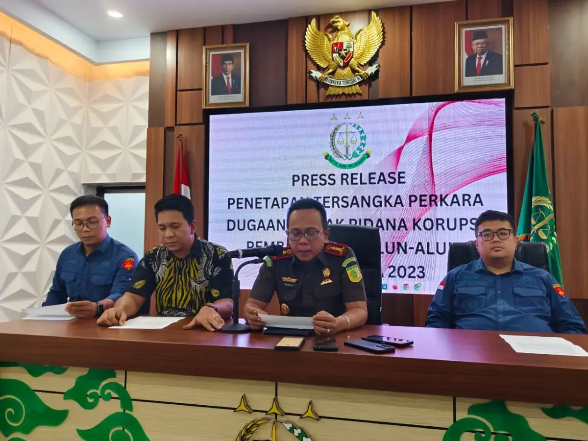 Kejari Cirebon Tetapkan Tiga Tersangka Kasus Pembangunan Alun-alun Taman Pataraksa