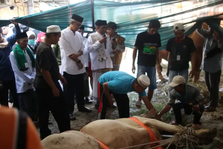 Pj Wali Kota Cirebon: Iduladha adalah Hari Besar Kemanusiaan dan Keimanan