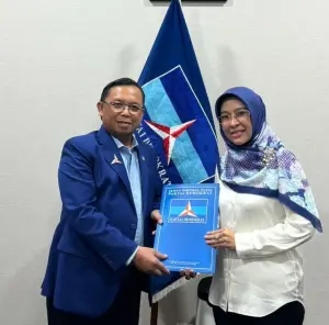 Demokrat Berikan Surat Tugas kepada Mantan Wakil Bupati Ayu untuk Cari Koalisi di Pilkada