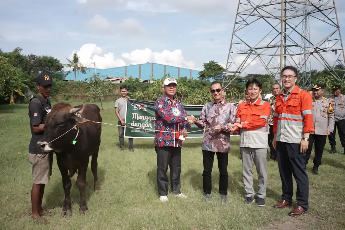 Cirebon Power Salurkan Hewan Kurban, 53 Kambing dan 6 Sapi untuk Warga Sekitar