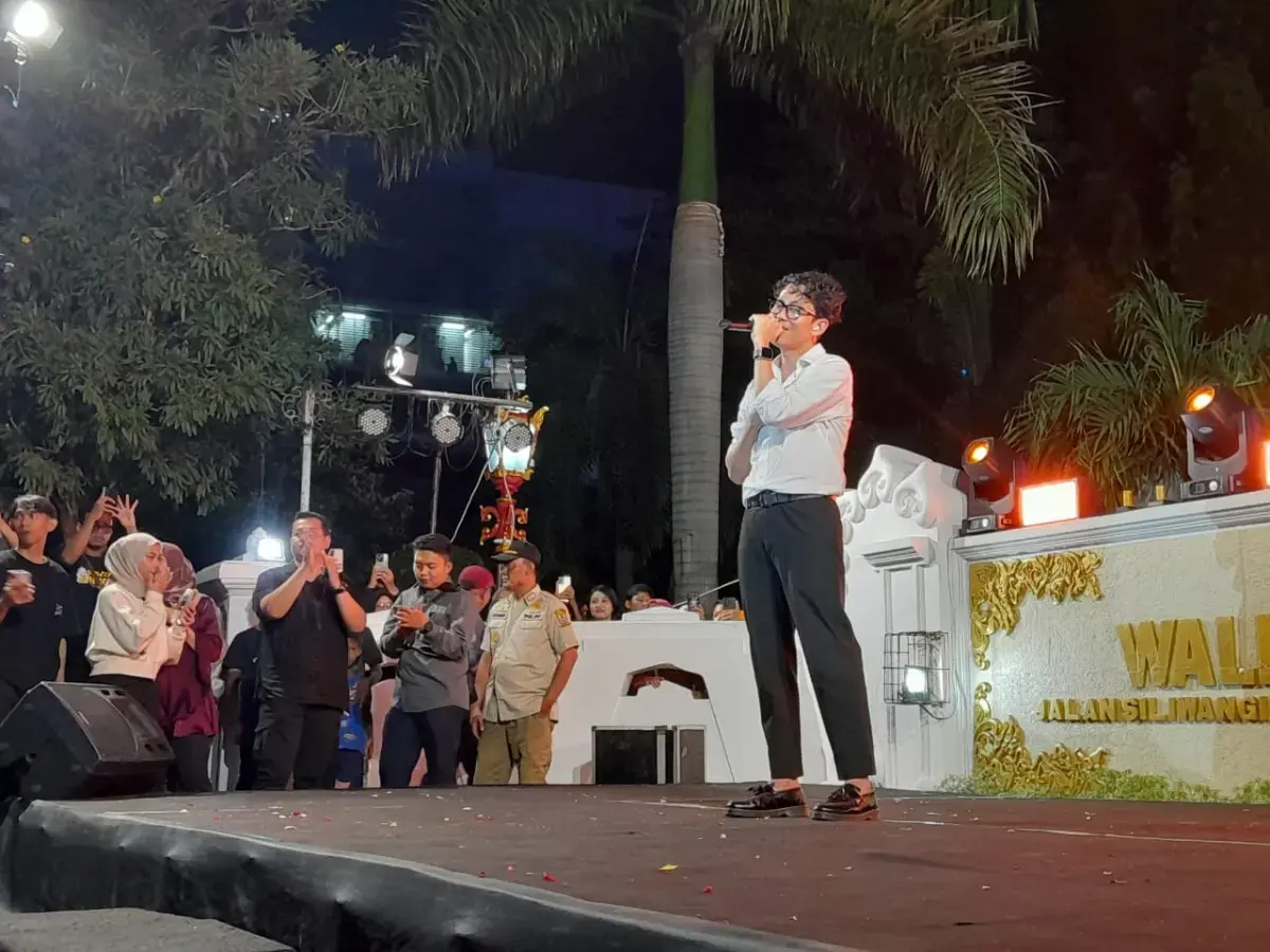 Puncak Perayaan Hari Jadi Cirebon Ke-597,  Dihibur Budi Doremi dan Penghargaan dari Kemenhumkam