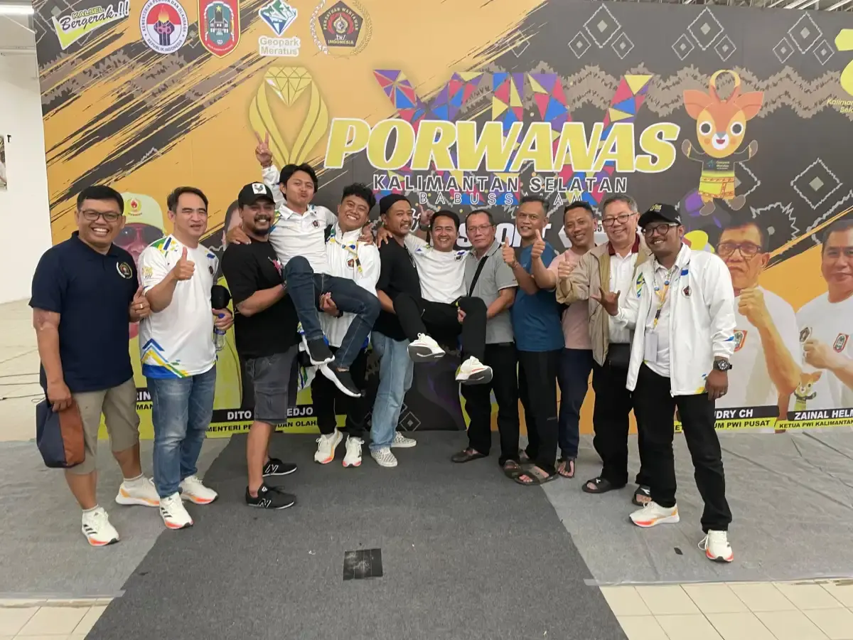 PWI Jawa Barat Raih Medali Emas Pertama pada Porwanas 2024 melalui PES Beregu E-sport
