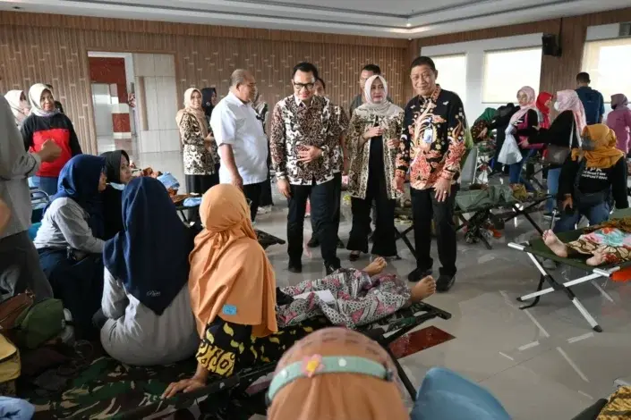 Pemkab Cirebon Lebihi Target KB MOW dalam Peringatan Hari Kontrasepsi Sedunia