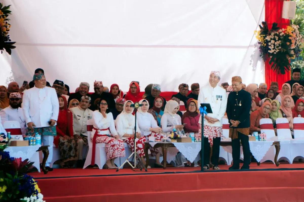 Momentum Hari Jadi Provinsi Jabar Ke-79, bank bjb  Berikan Penghargaan untuk Nasabah Setia