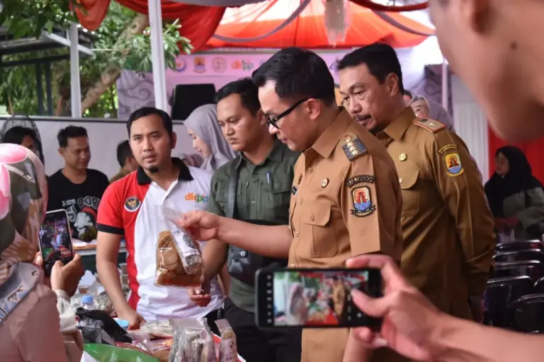 Pj Bupati Cirebon Ajak Warga Tingkatkan Konsumsi Ikan untuk Cegah Stunting