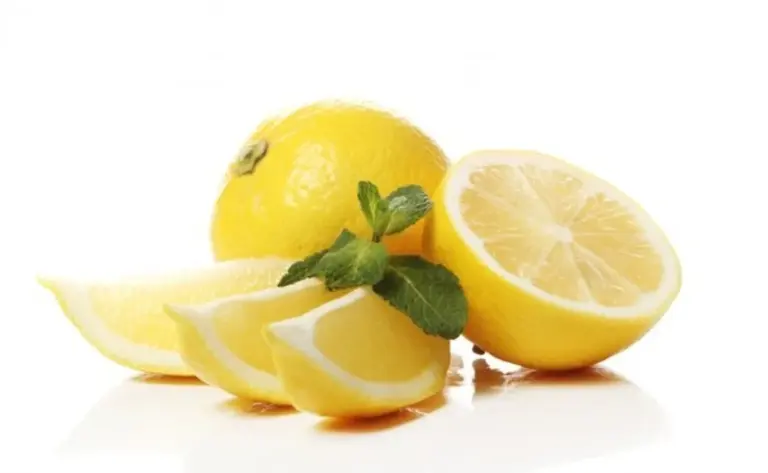 5 Buah yang Sebaiknya Dihindari Penderita Maag agar Lambung Tetap Nyaman