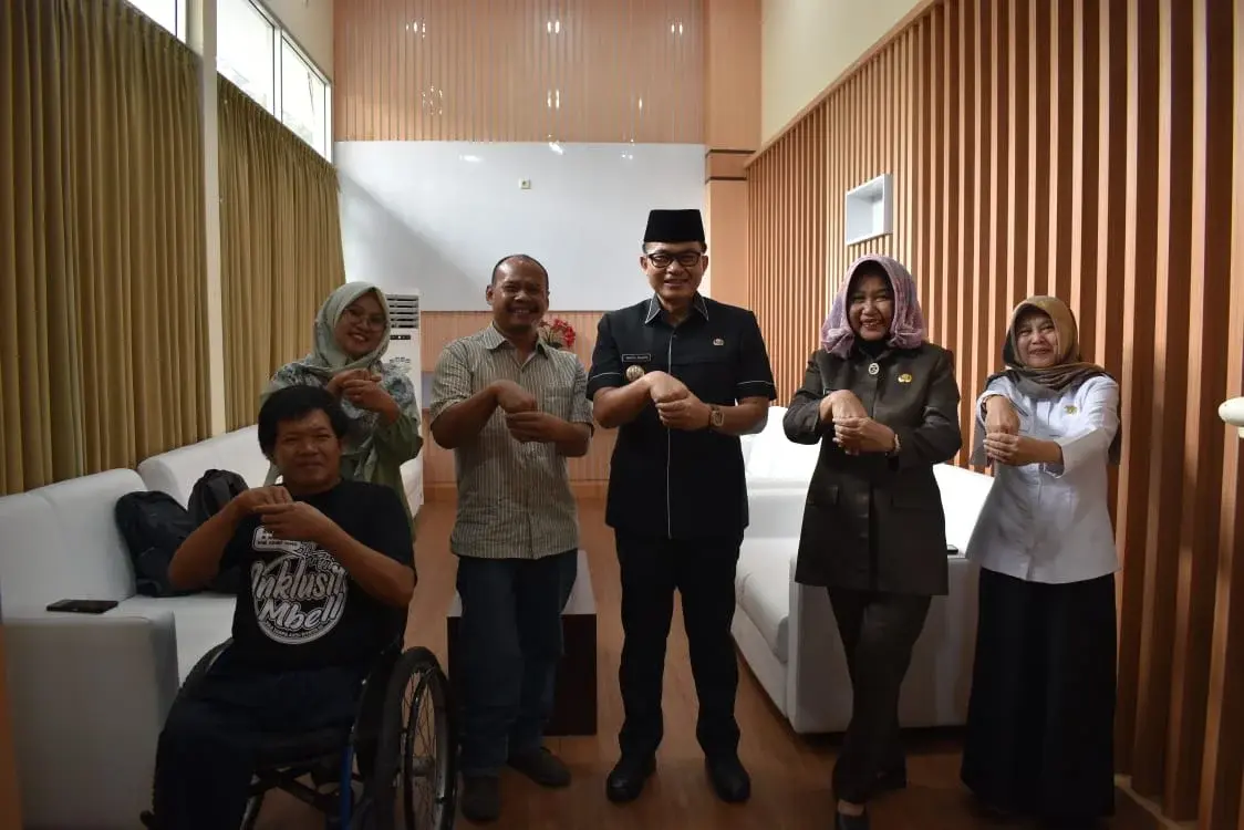 Kolaborasi Pemkab Cirebon dan FKDC Bangun Desa Inklusif bagi Penyandang Disabilitas