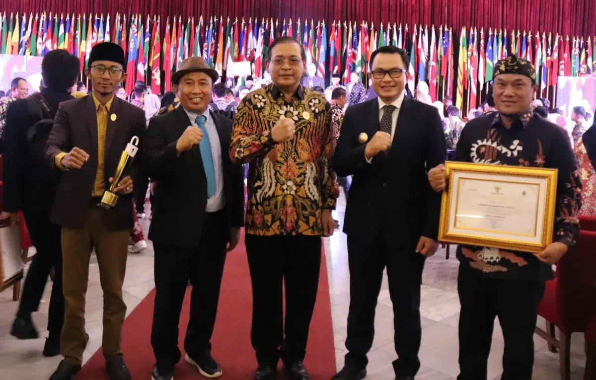 Anugerah KIP 2024, Pemkab Cirebon Raih Penghargaan Tiga Tahun Berturut-turut