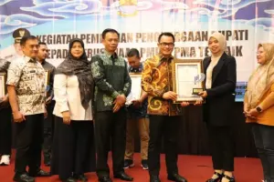 Pj Bupati Cirebon: Penghargaan LKPM 2024 Dorong Investasi dan Pertumbuhan Ekonomi