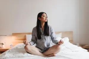 Manfaat Meditasi 5 Menit Sebelum Tidur, Atasi Insomnia dengan Cara Sederhana