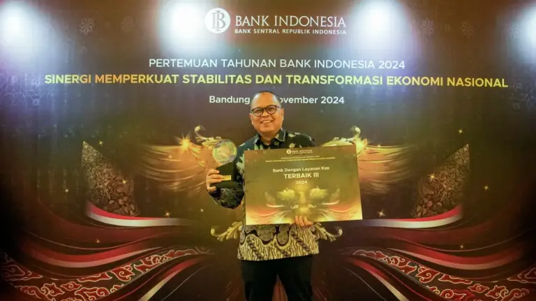 Keunggulan Layanan Kas Membawa bank bjb Raih Penghargaan dari Bank Indonesia