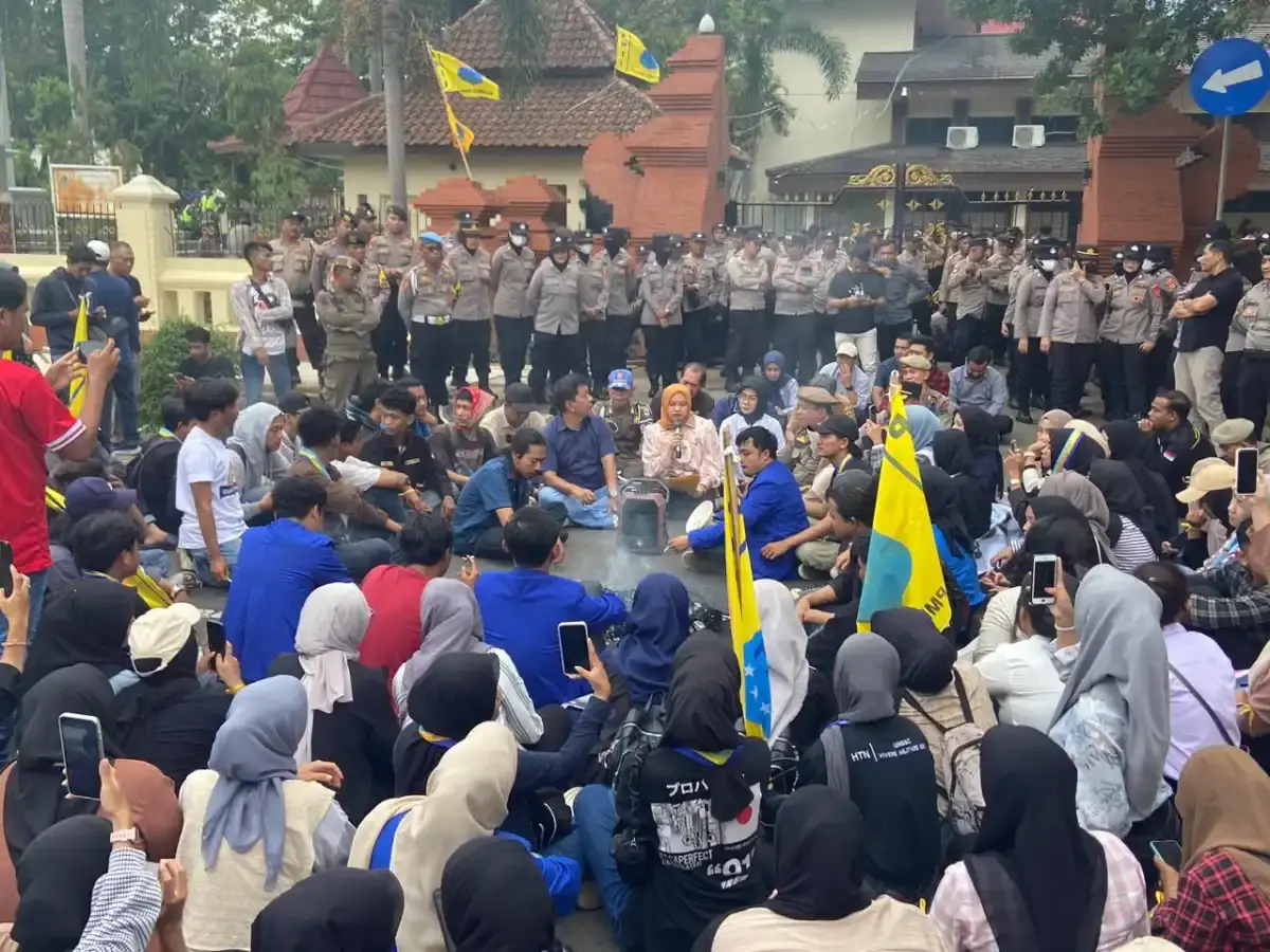 Mahasiswa Kecam Dugaan Asusila Anggota Dewan, Ketua DPRD Janji Usut Tuntas