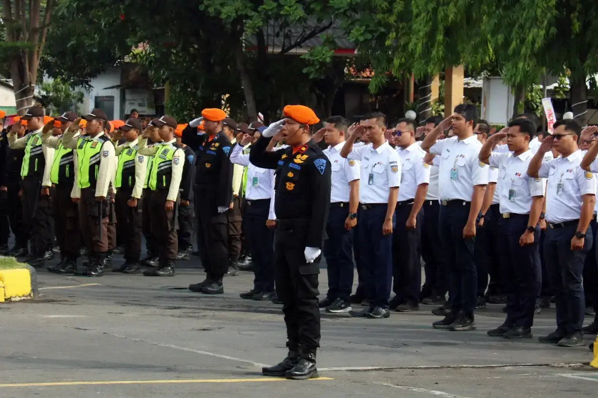 Siapkan 308 Personel Libur Nataru 2024/2025, KAI Daop 3 Cirebon Tingkatkan Layanan dan Pengamanan