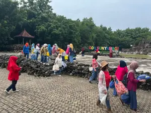 Libur Panjang Isra Miraj dan Imlek, Goa Sunyaragi Ramai Dikunjungi Wisatawan