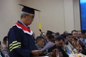 Raih Gelar Doktor, Agus Mulyadi: Amanah untuk Pengembangan Ilmu Pemerintahan