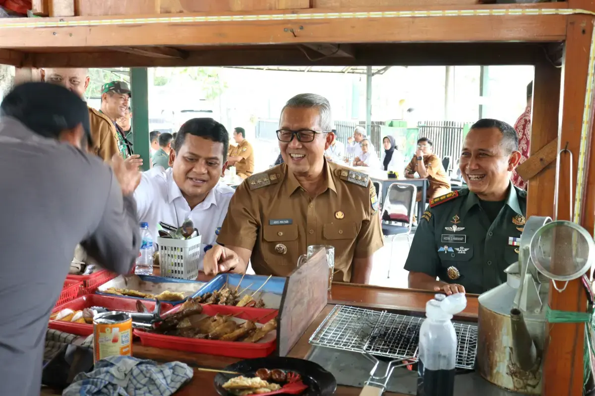 Warung Angkringan Edukatif BNN, Sinergi Kuliner, P4GN dan UMKM untuk Kota Cirebon Bersinar