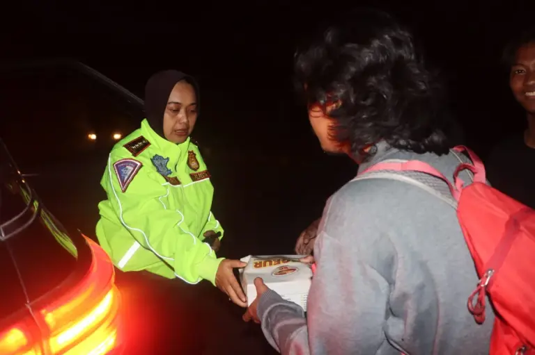 Polresta Cirebon Gelar Patroli Sahur, Cegah Kriminalitas Selama Ramadan