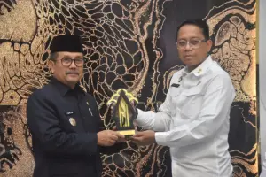 67 Motif Batik Khas Cirebon Resmi Diakui, Pemkab Terima Sertifikat Kekayaan Intelektual Komunal