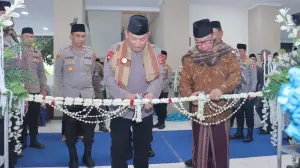 Kapolri Resmikan Pesantren di Buntet, Perkuat Sinergi Polri dan Ulama untuk Keutuhan Bangsa