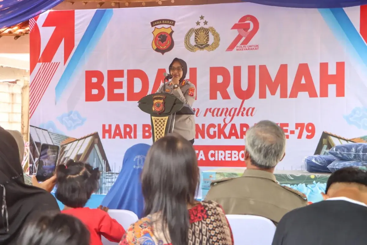 Kado Bhayangkara, Polresta Cirebon  Sulap Rumah Warga Jadi Hunian Layak