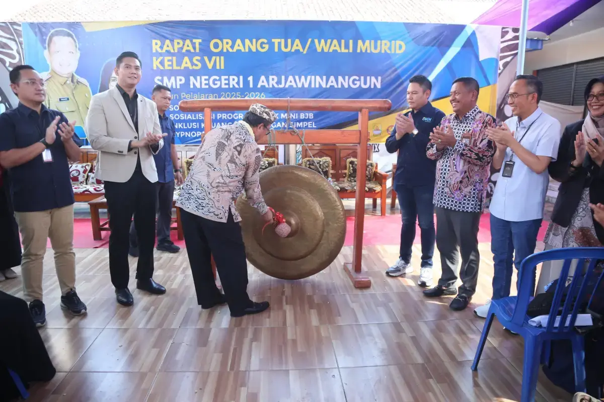 Pemkab Cirebon Targetkan 9 Bank Mini di Sekolah