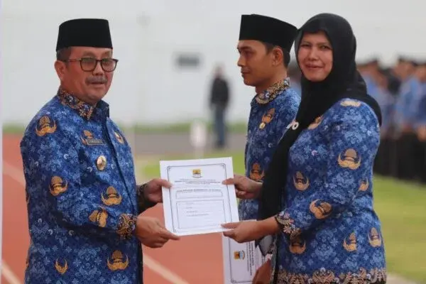 Bupati Lantik 1.735 PPPK, Fokus di Guru, Nakes, dan Tenaga Teknis