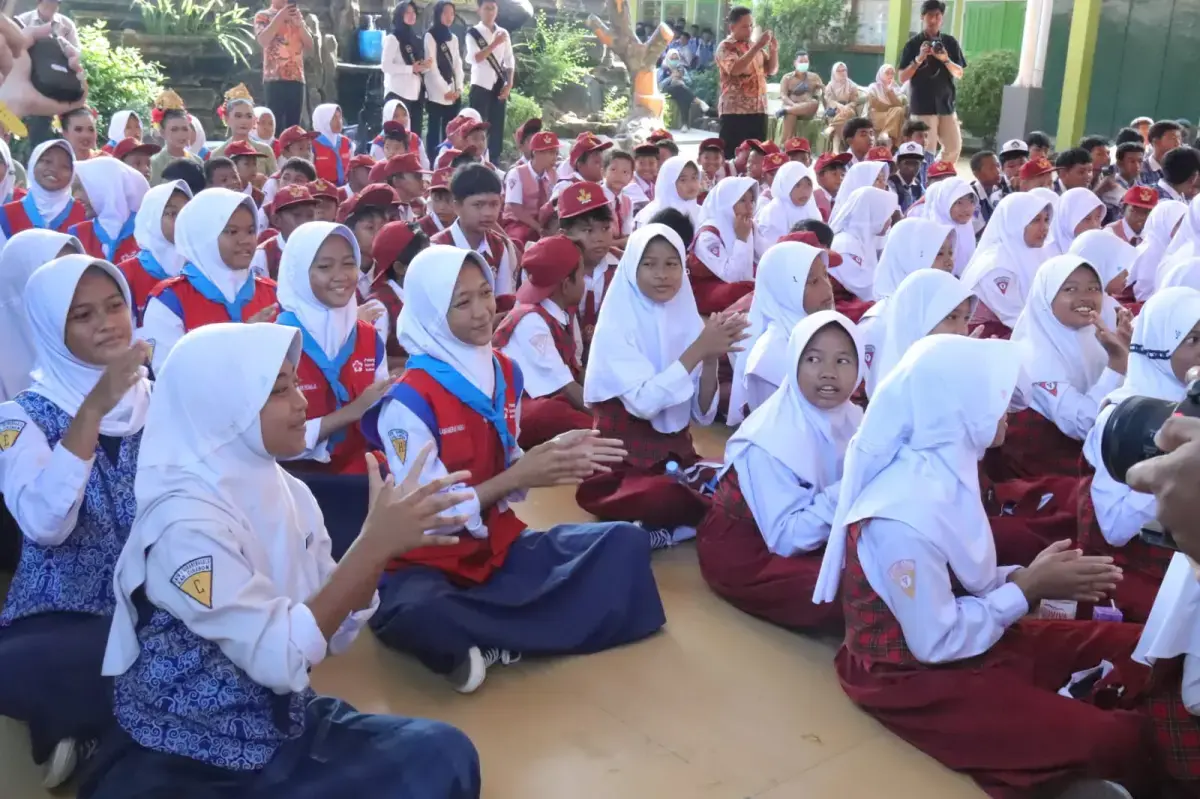 KPK Mengajar di Sekolah, Bupati Imron: Tanamkan Antikorupsi Sejak Dini