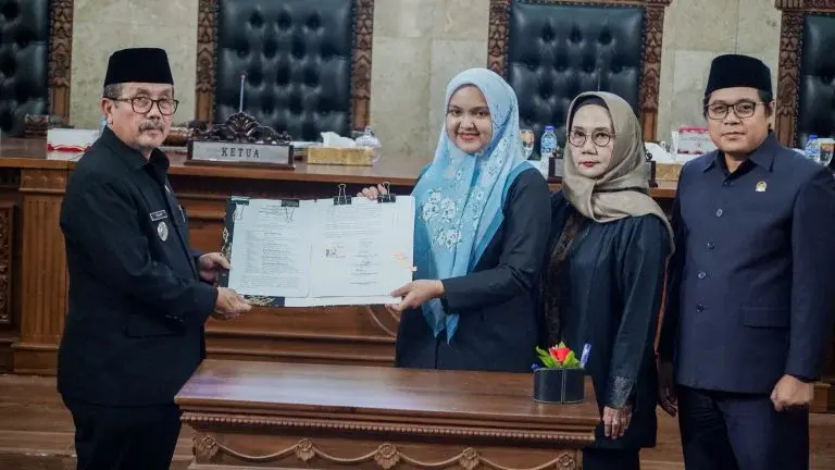 Perubahan APBD 2025 Disetujui, DPRD Tekankan Evaluasi Berkala dan Efektivitas Program