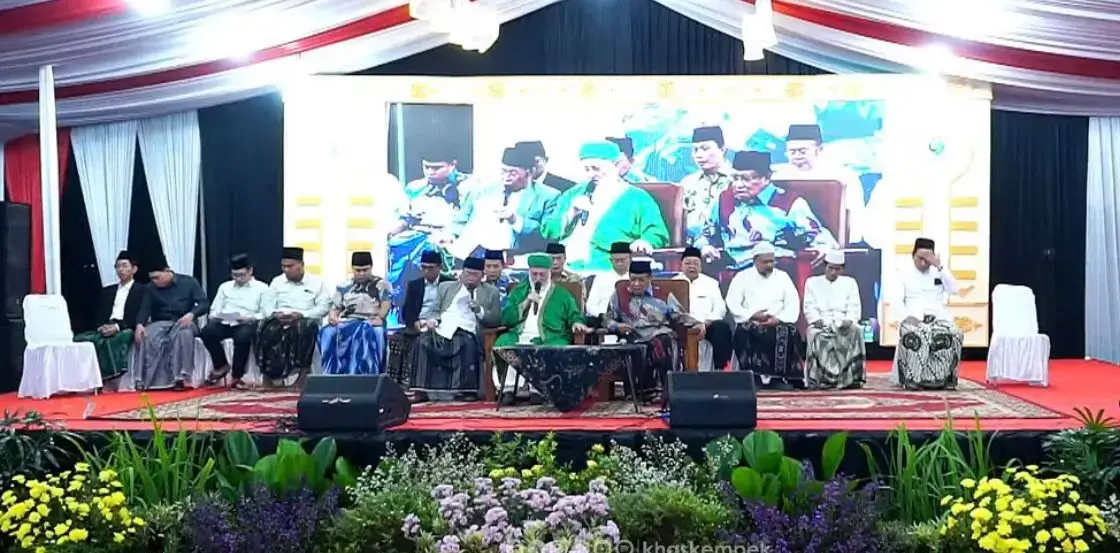 Pesantren KHAS Kempek Gaungkan Persatuan Bangsa lewat Haul dan Dzikir Akbar